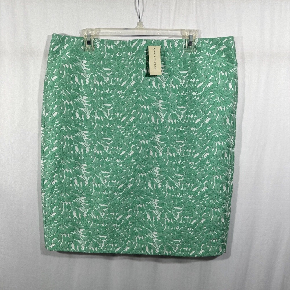 NWT $90 Ann Taylor [ 16 ] Textured Petal Pencil Skirt in White‎ Green
